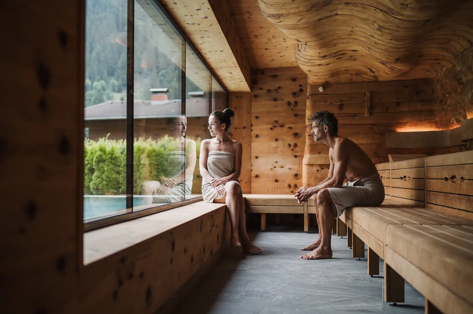 Bio Kräutersauna · 55–65 °C · Luftfeuchtigkeit 40–60 % · Textilfrei Ja · im Wellnesshotel Nesslerhof  · Salzburg · Österreich
